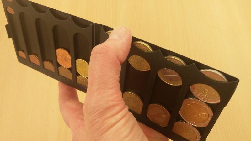 Klappbare Box zum Sortieren von Euromünzen