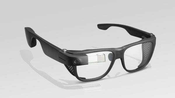 Brille mit angeklippten Envision Vorlesesystem