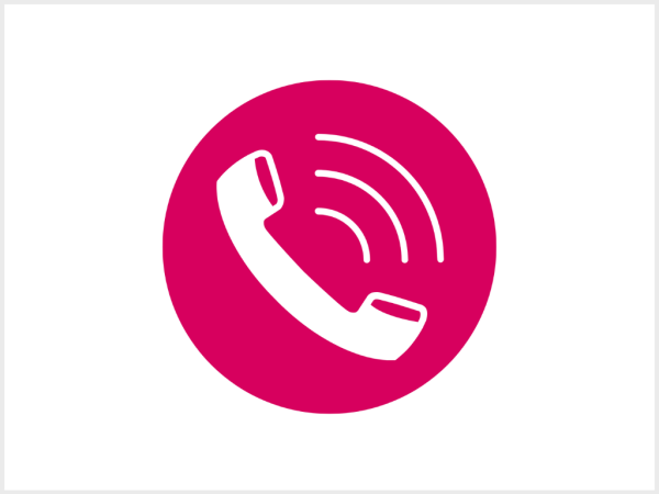 Pinker Kreis mit weißem Telefonhörer.