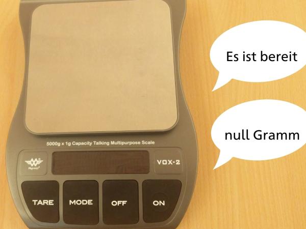 Küchenwaage mit Sprachausgabe, Sprechblasen mit Text der angesagt wird