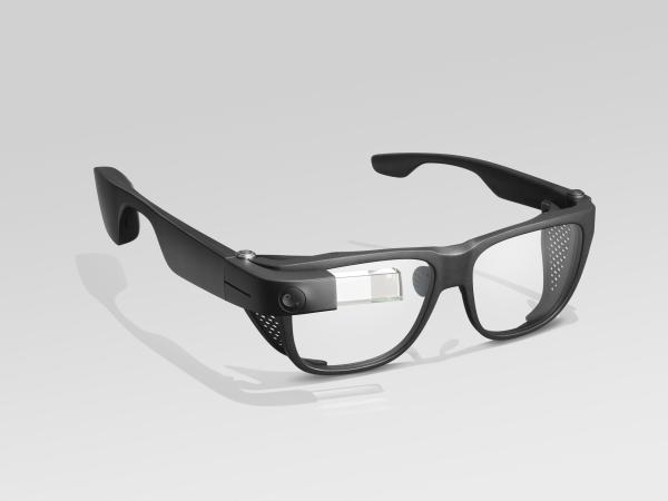 Envision Glasses Pro Vorlesegerät Brille mit angeklippten Envision Vorlesesystem